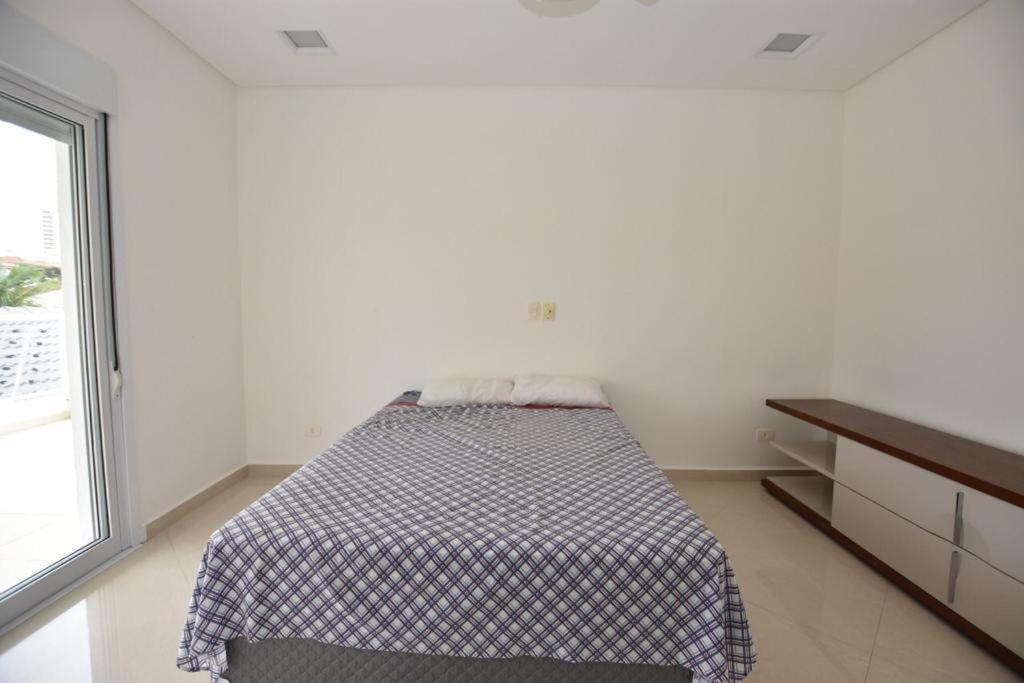 Casa Com Piscina A 150M Da Praia Da Enseada 瓜鲁雅 外观 照片