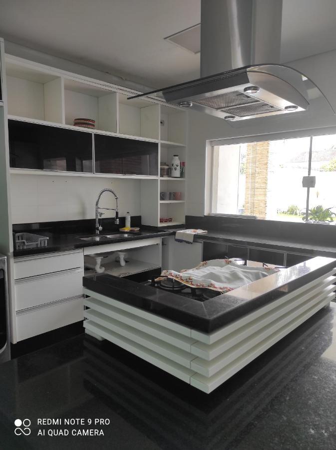 Casa Com Piscina A 150M Da Praia Da Enseada 瓜鲁雅 外观 照片